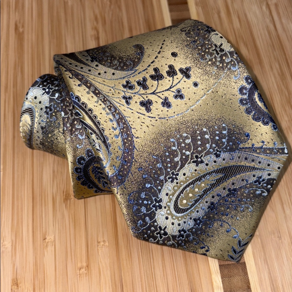 Roberto Villini Paisley Silk Tie – Elegant, Designer, Classic‎